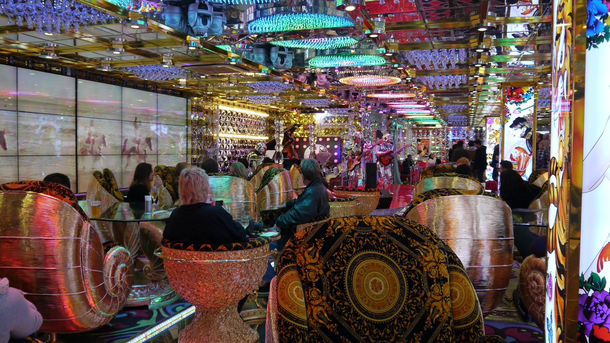 robot restaurant